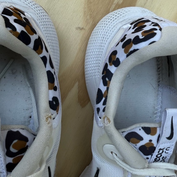 Nike React Escape RN Women’s White Leopard Print Running Shoes Size 8 - Picture 6 of 10